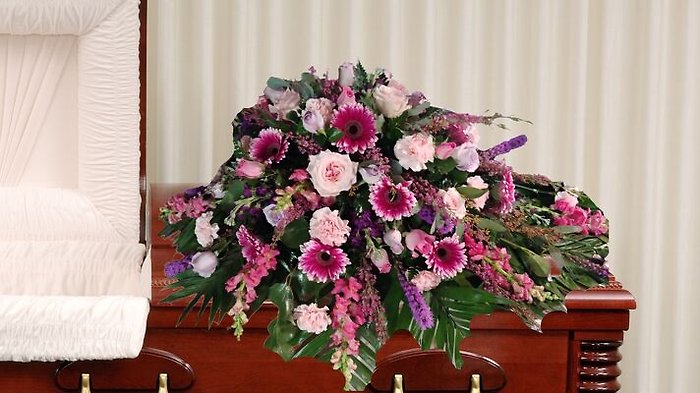 Casket Spray 026