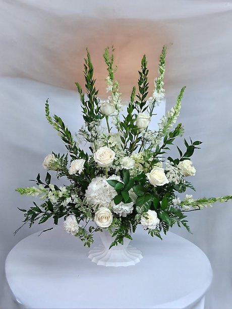 WHITE FUNERAL BASKET
